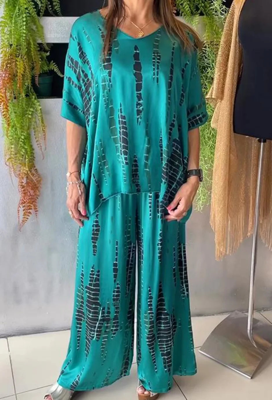 Women's Geometric T-Shirt & Wide Leg Pants Set