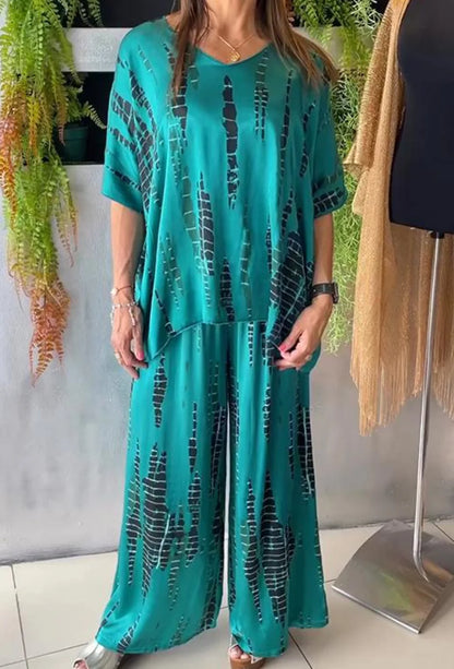Women's Geometric T-Shirt & Wide Leg Pants Set
