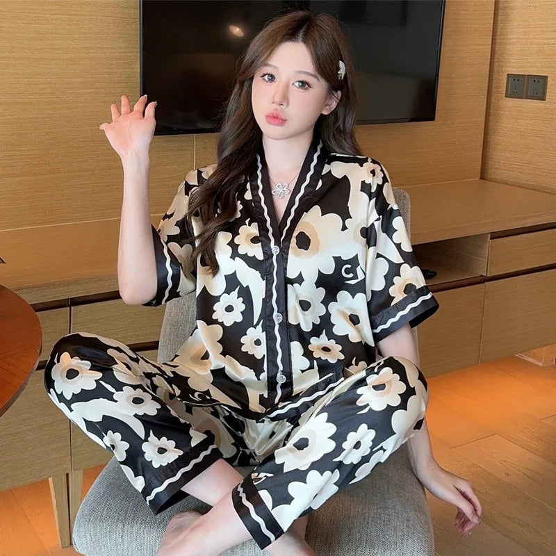 Women's Silk Pajama Set Button-Up V-Neck Printed Sleepwear