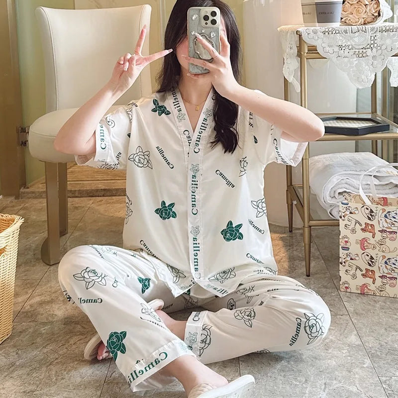 Women's Silk Pajama Set Button-Up V-Neck Printed Sleepwear