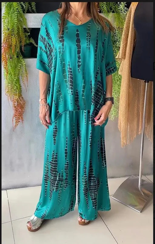 Women's Geometric T-Shirt & Wide Leg Pants Set