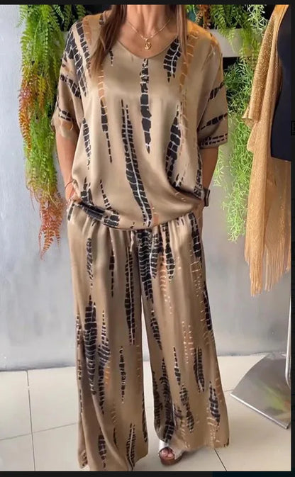 Women's Geometric T-Shirt & Wide Leg Pants Set