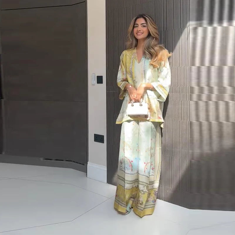 Women's Printed V-Neck Top & Wide Leg Pants Set